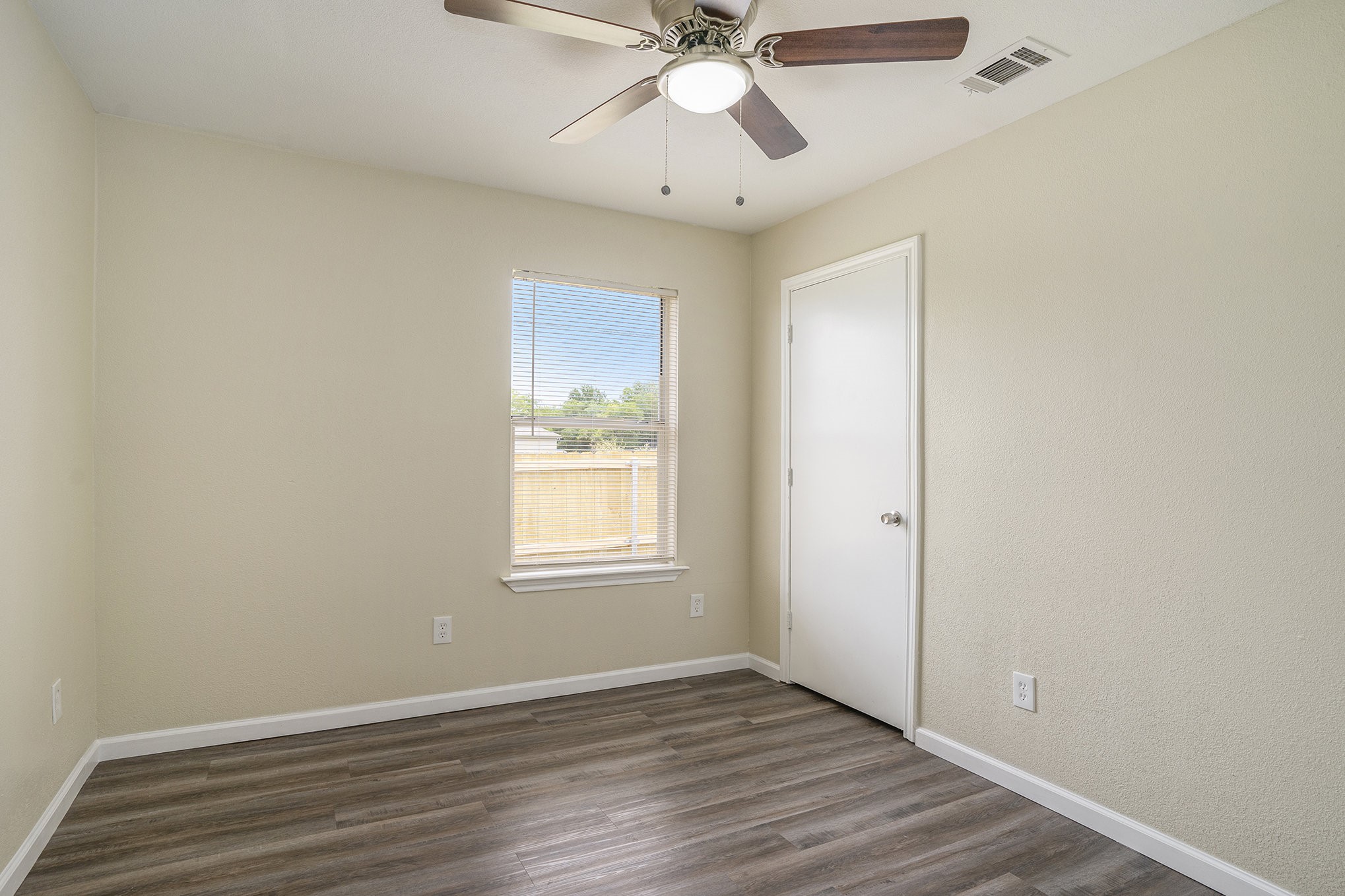 2200 Brookes Street Fort Worth TX 76105
