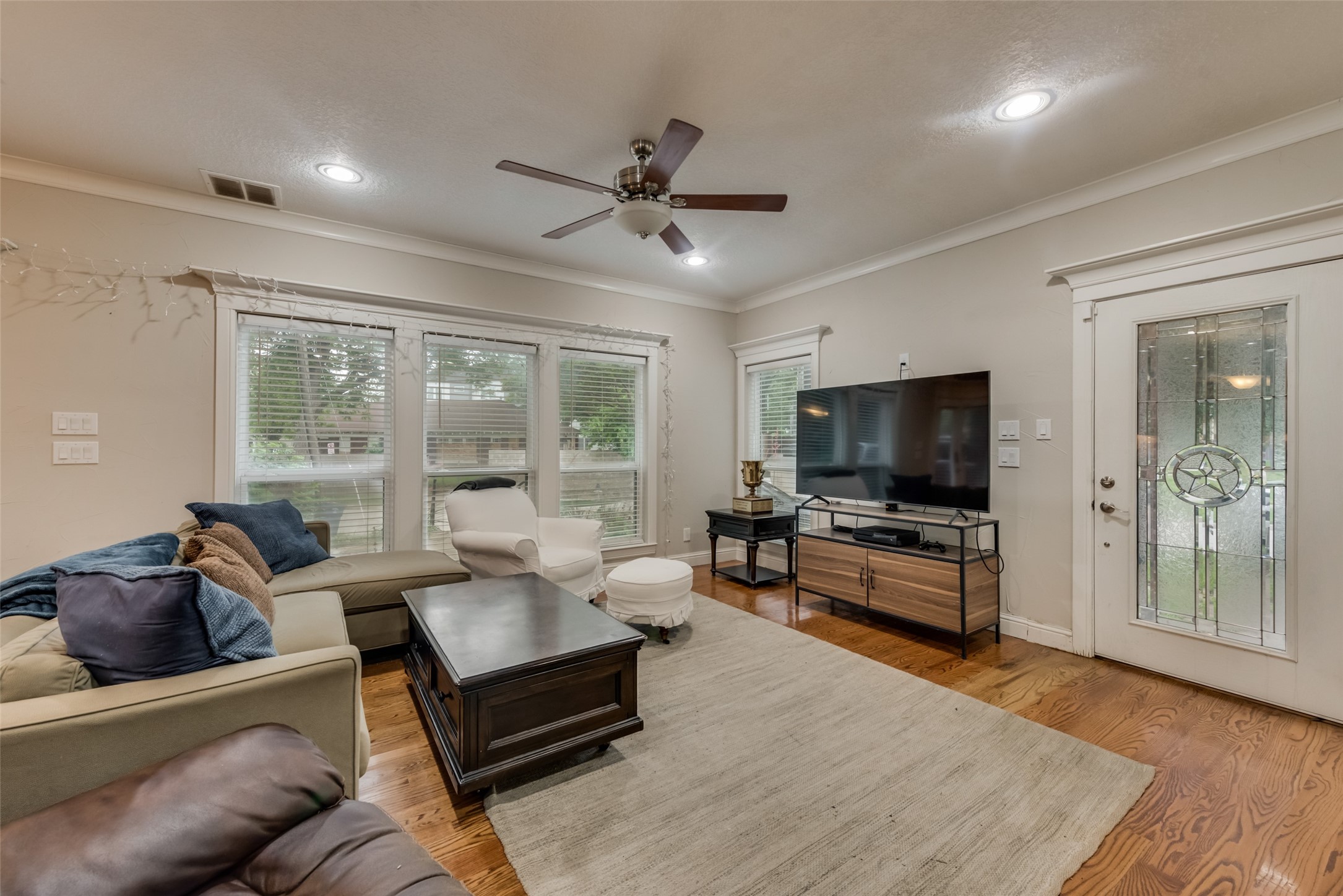 6119 Hudson Street Dallas TX 75206