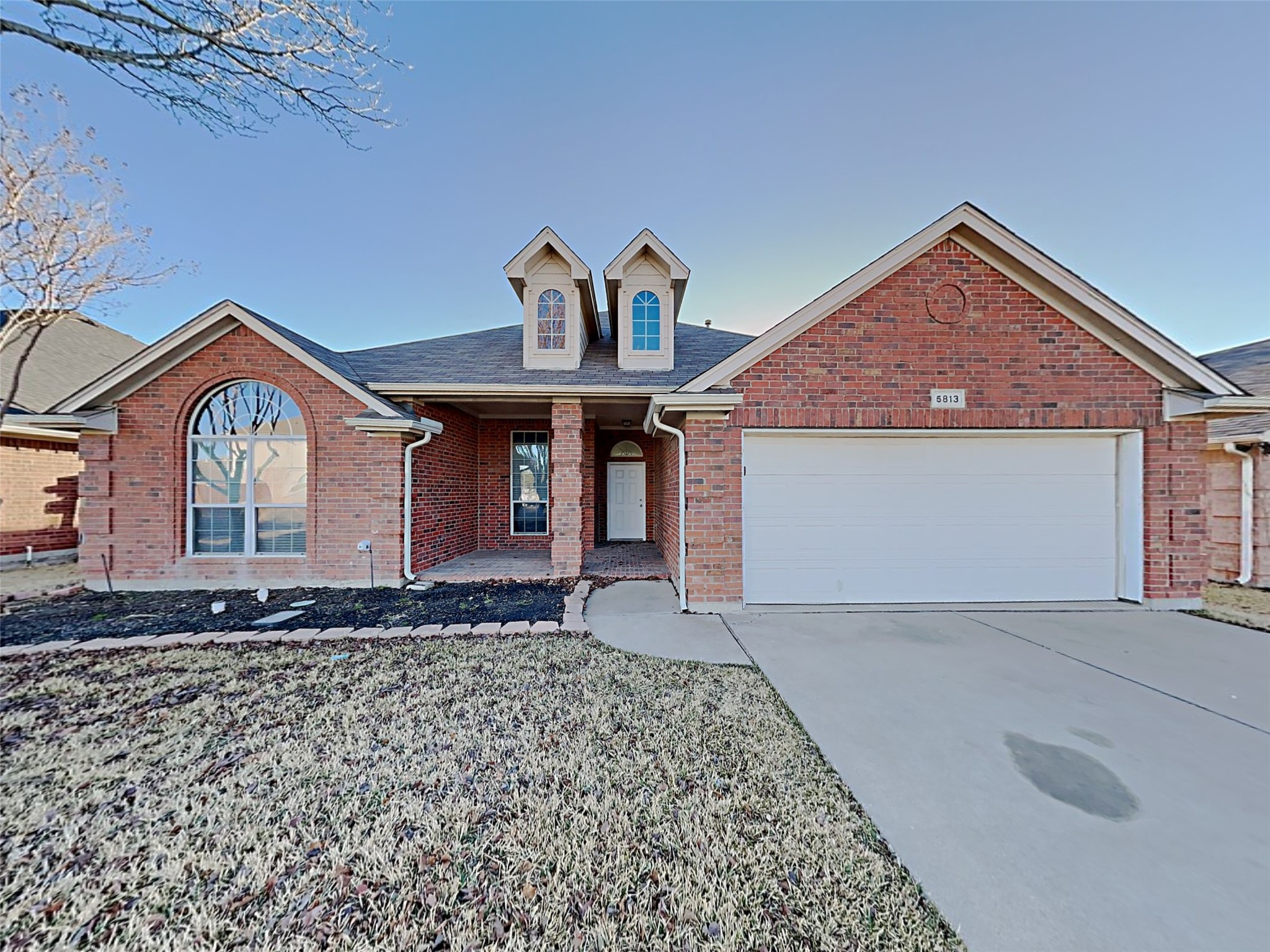 5813 Ozark Drive Fort Worth TX 76131