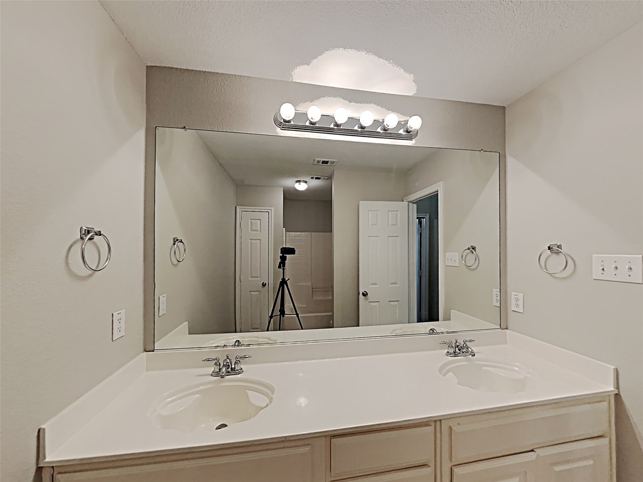 5813 Ozark Drive Fort Worth TX 76131
