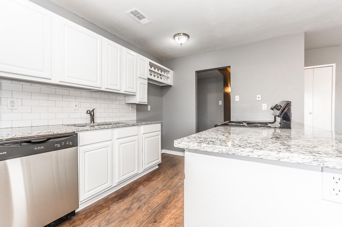 221 Hardwood Trail Mesquite TX 75150