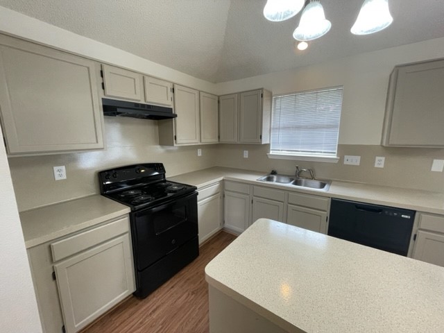 819 Over Ridge Drive Grand Prairie TX 75052