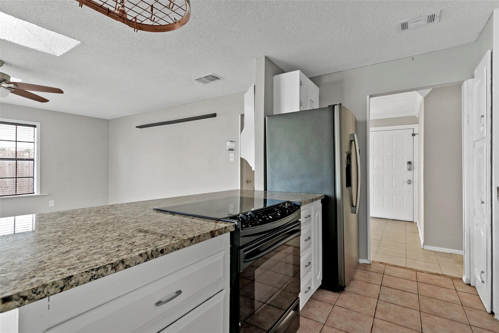6104 Kelly Elliott Road Arlington TX 76001
