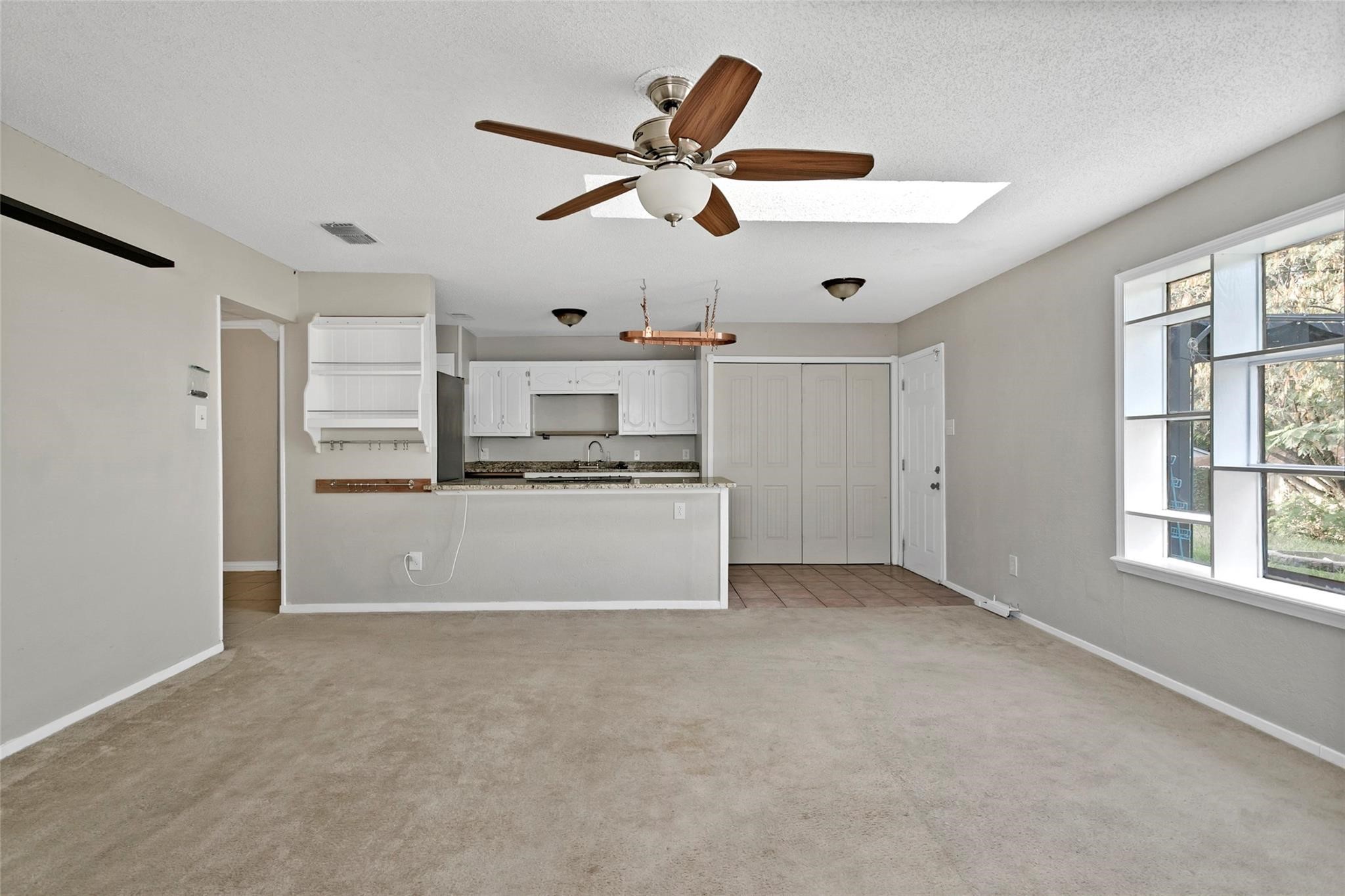 6104 Kelly Elliott Road Arlington TX 76001