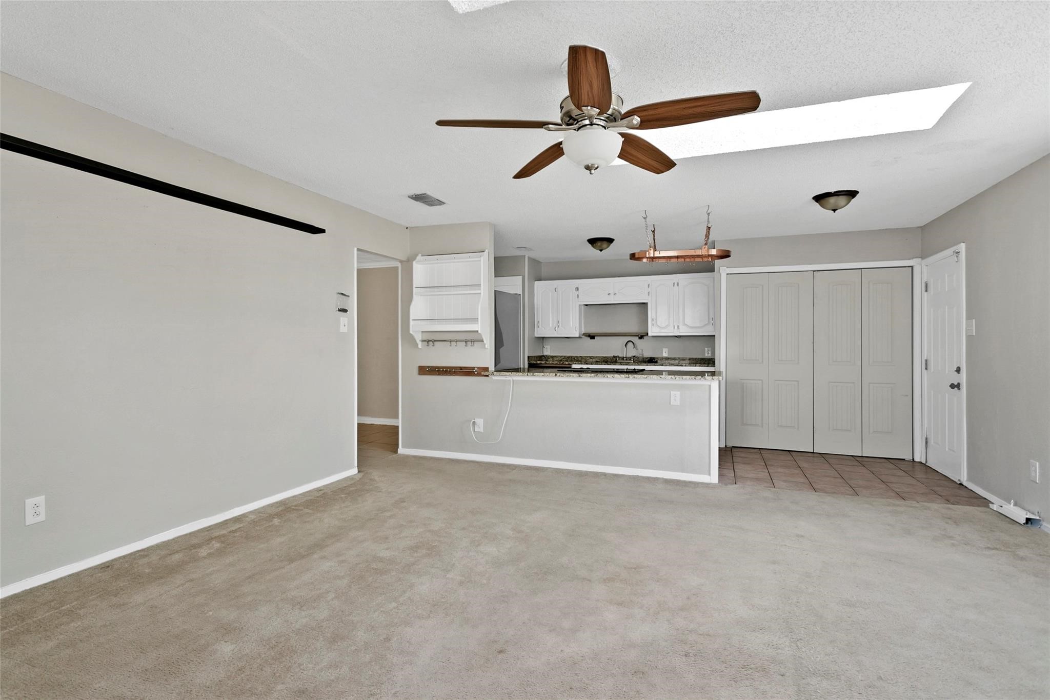 6104 Kelly Elliott Road Arlington TX 76001