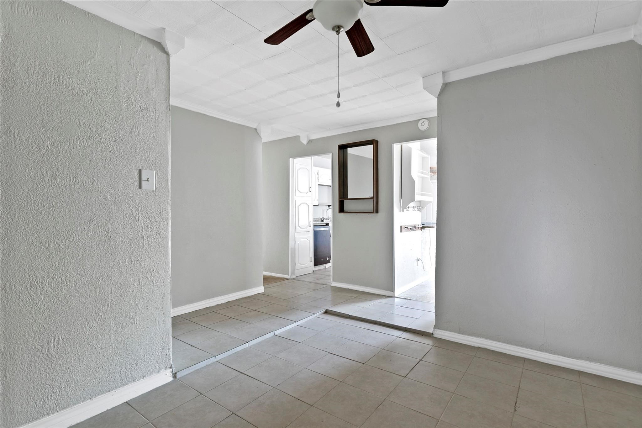 6104 Kelly Elliott Road Arlington TX 76001