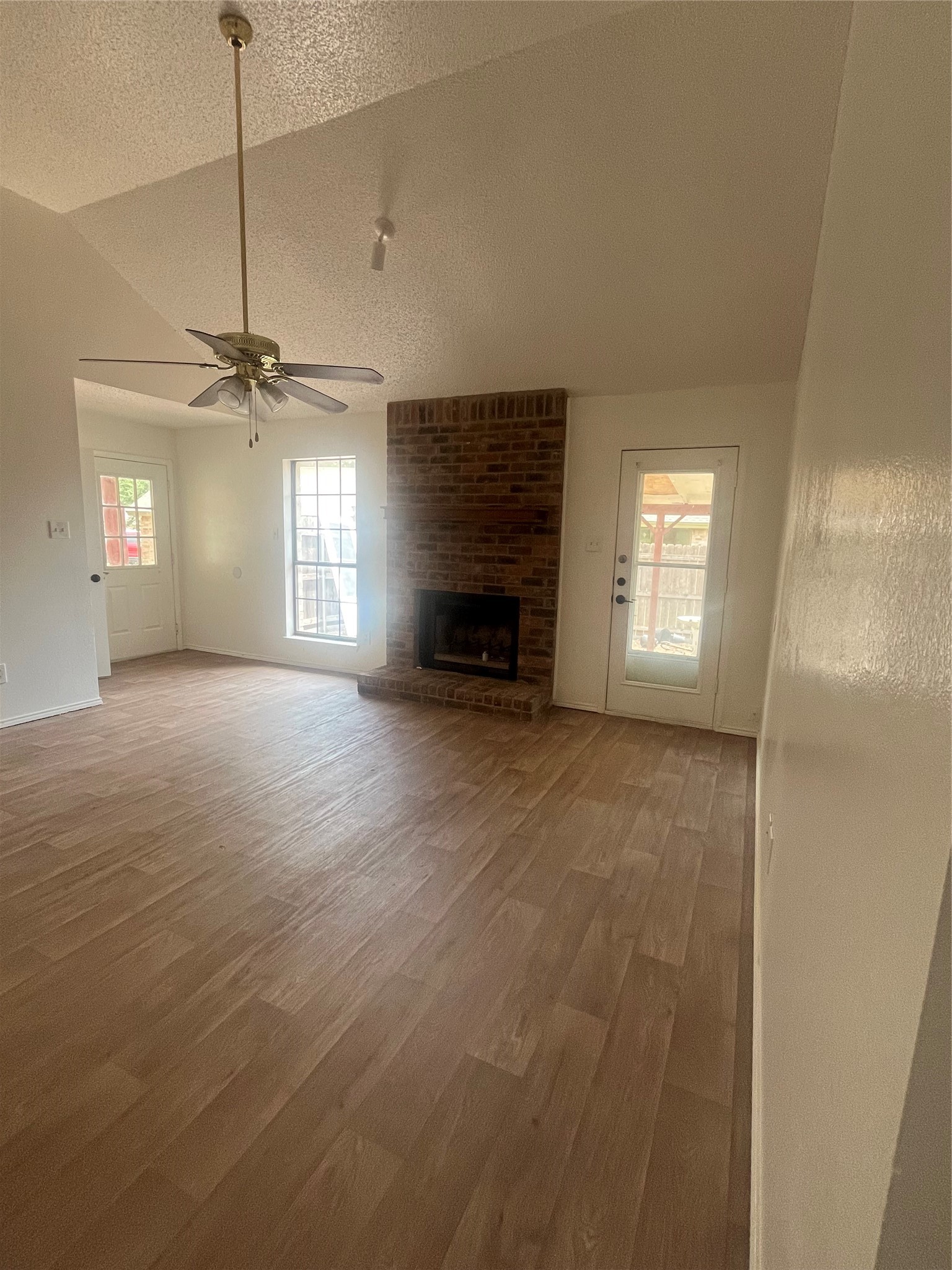1045 Mitchell Lane Burleson TX 76028