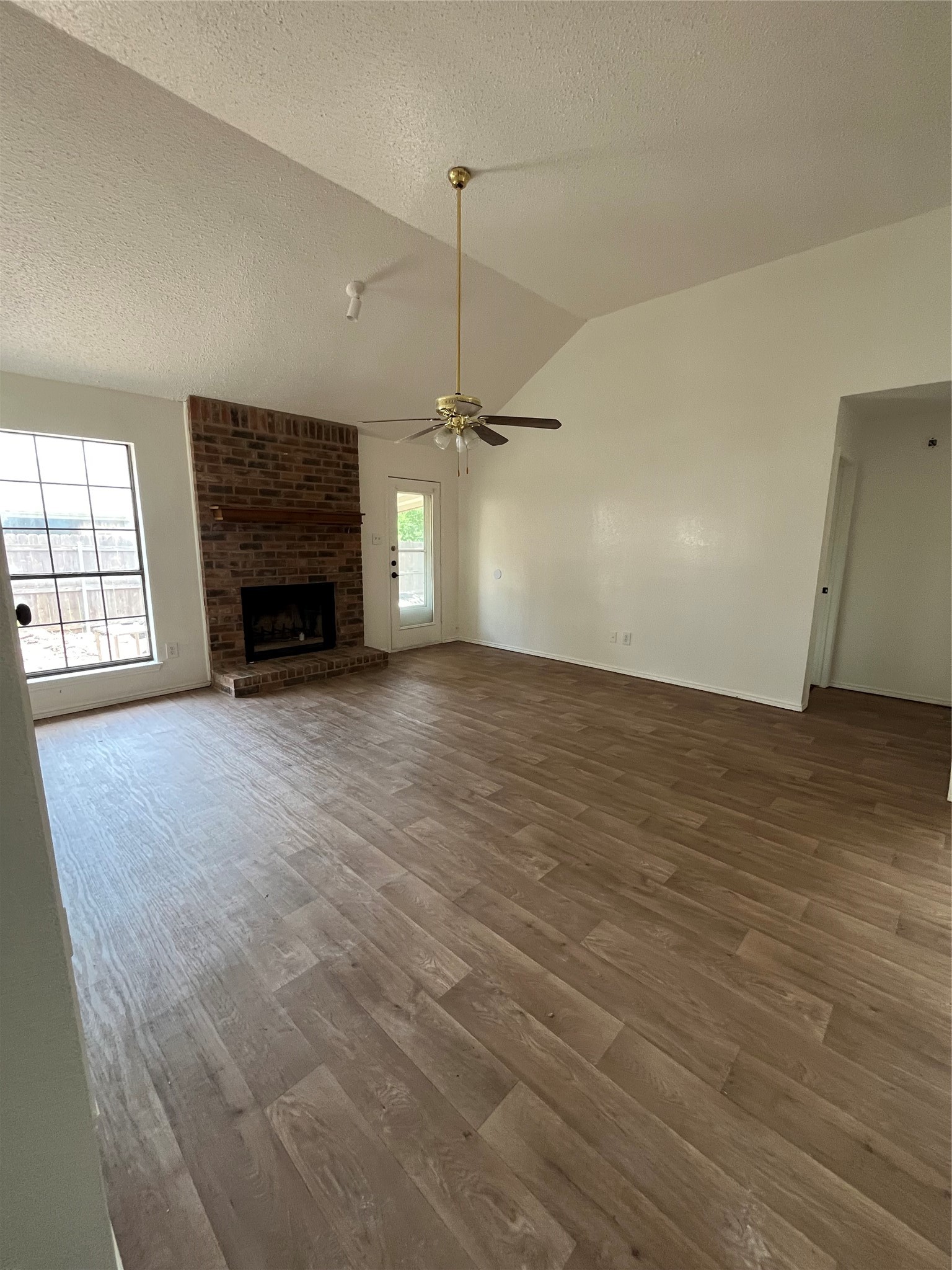 1045 Mitchell Lane Burleson TX 76028