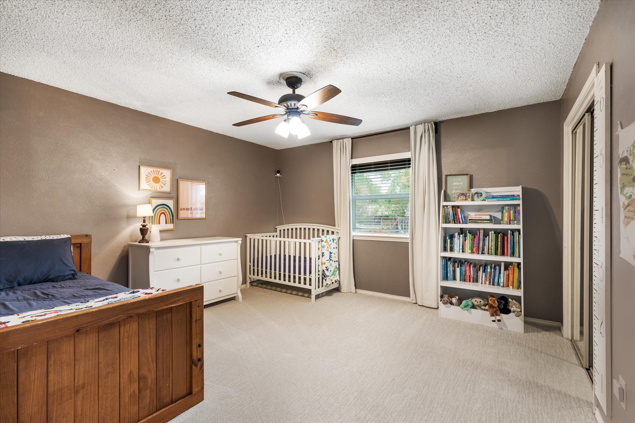 2021 Memphis Drive Bedford TX 76022