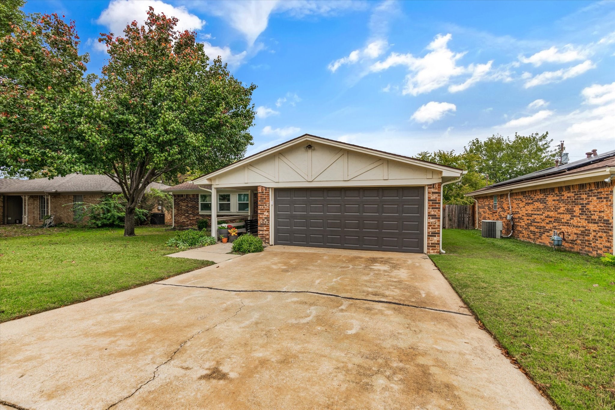 2021 Memphis Drive Bedford TX 76022