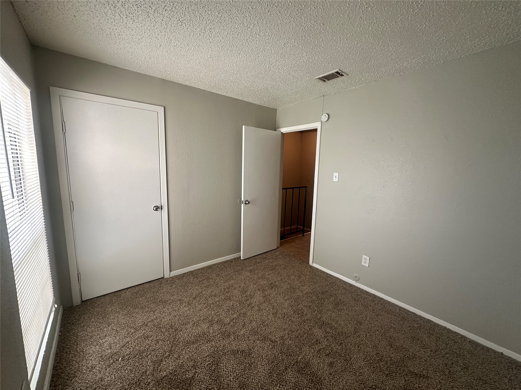 9447 Olde Towne Row Dallas TX 75227