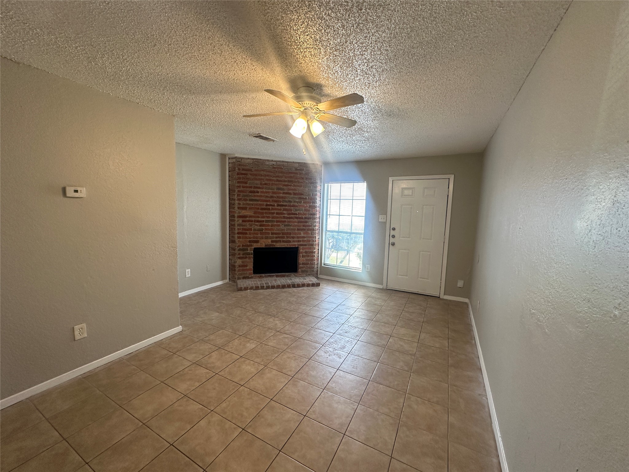 9447 Olde Towne Row Dallas TX 75227