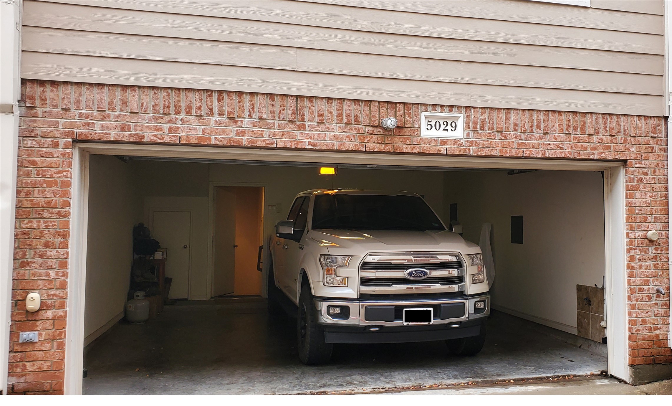 5029 Parkview Place Addison TX 75001