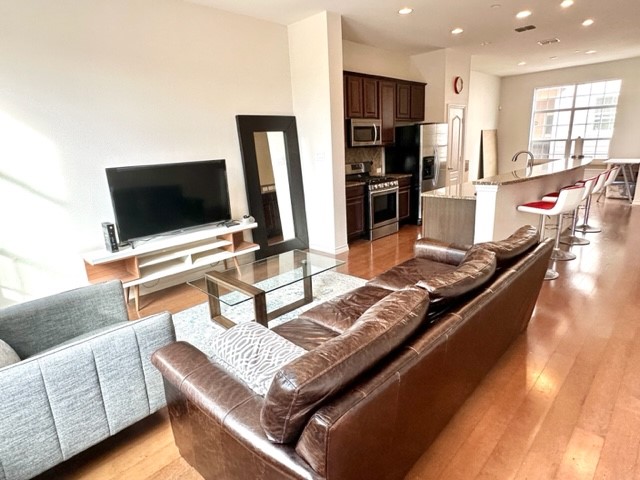 5029 Parkview Place Addison TX 75001