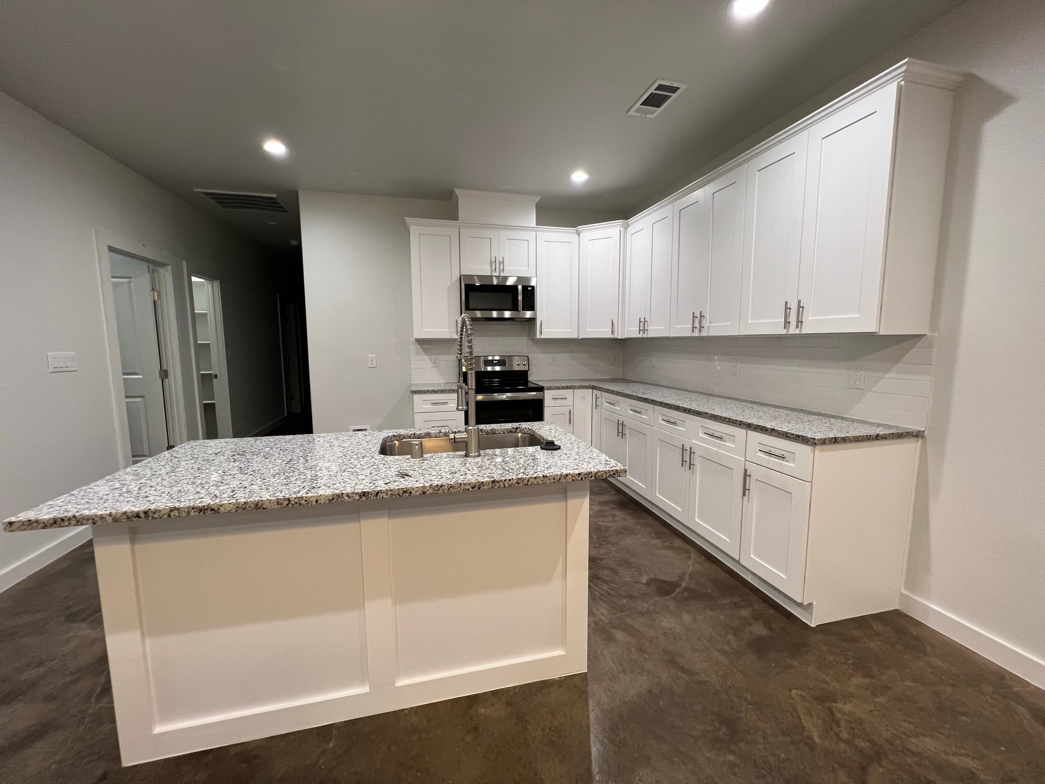 402 N Elliott Sherman TX 75090