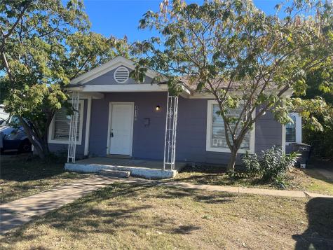 4113 Mccart Avenue Fort Worth TX 76115