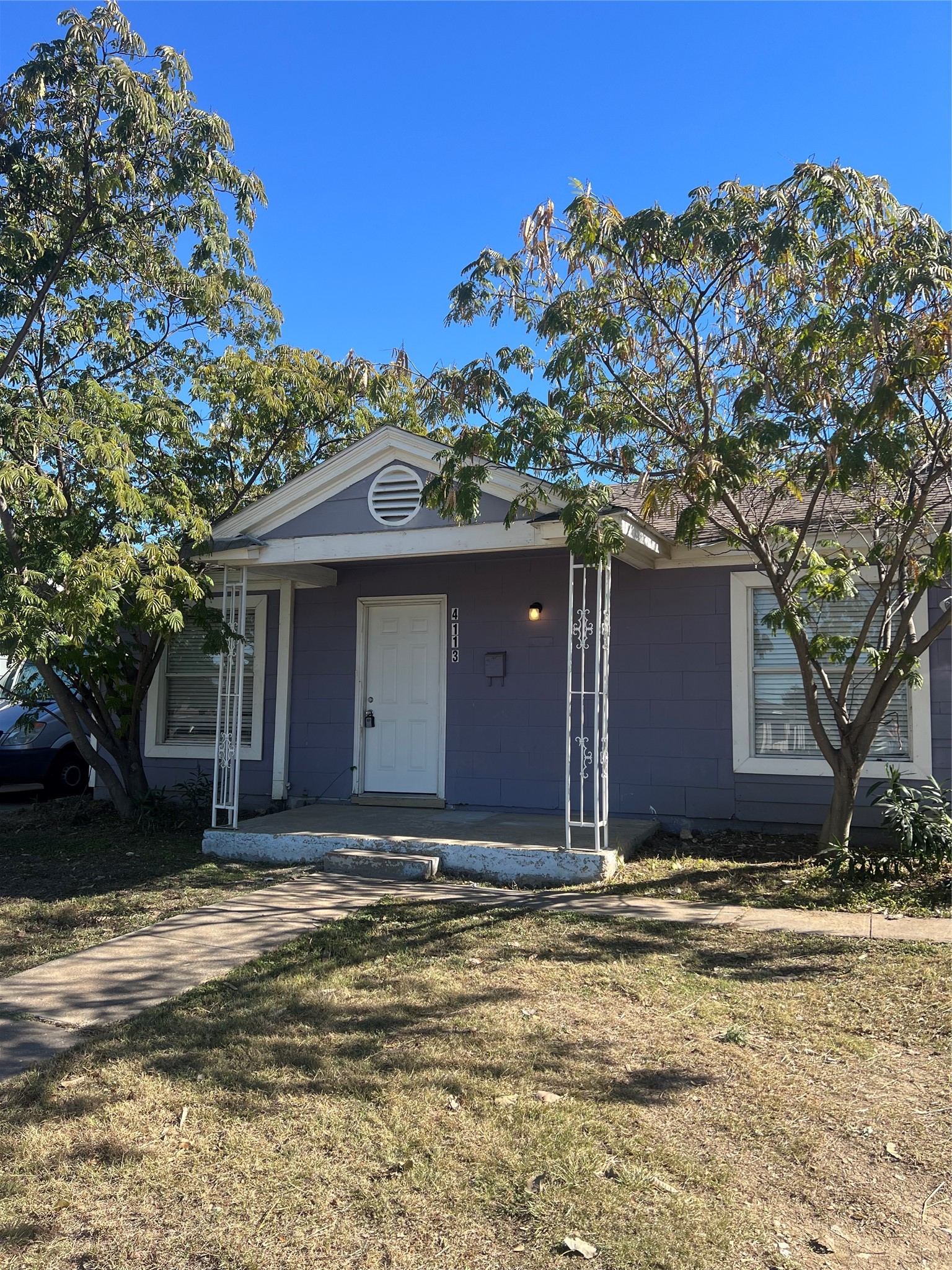 4113 Mccart Avenue Fort Worth TX 76115