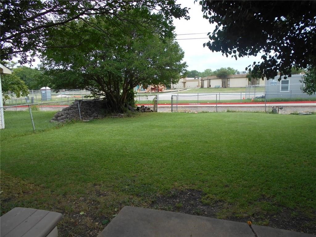 1801 Meadowcrest Drive Garland TX 75042