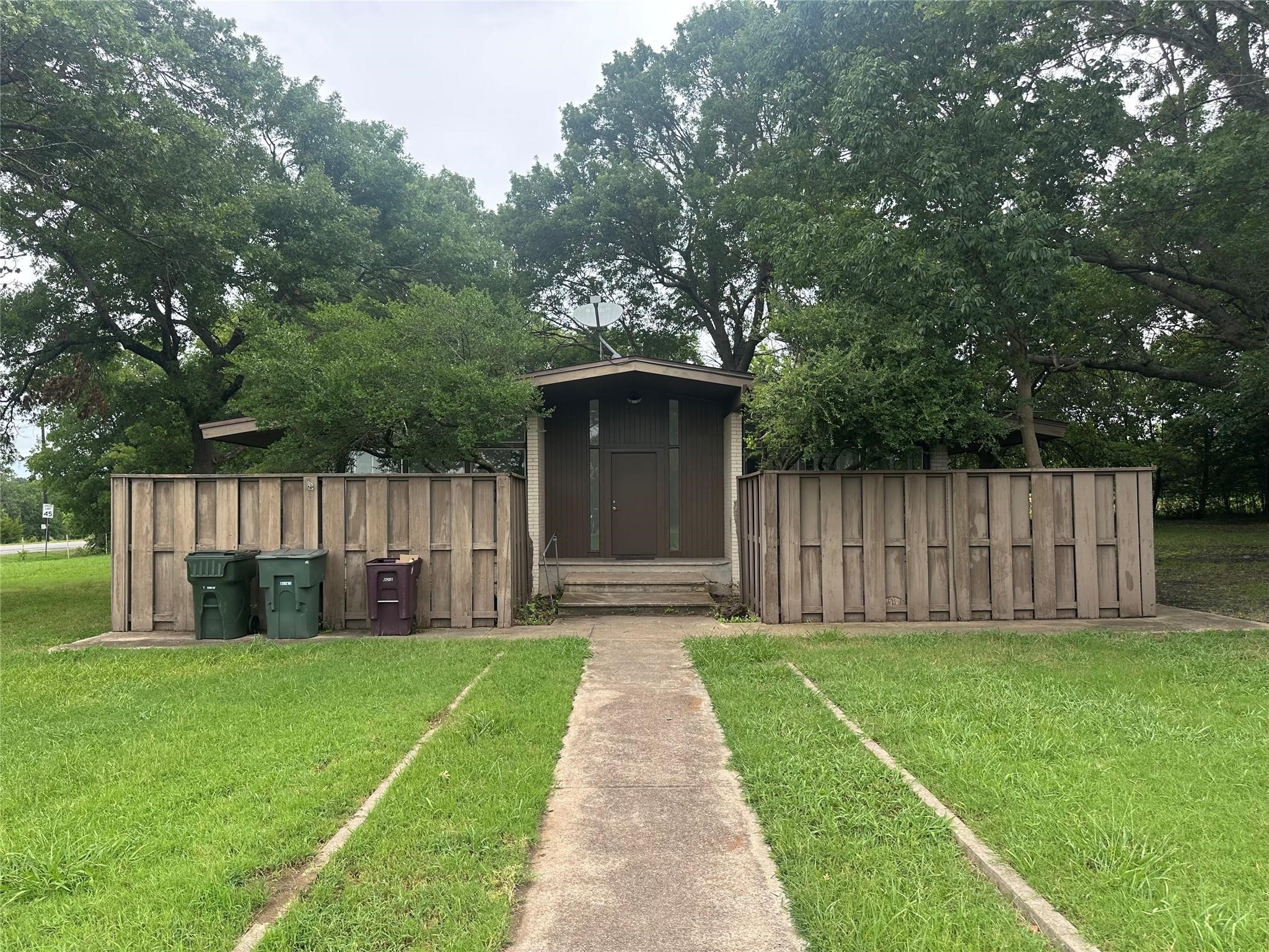 4723 N Loy Lake Road Sherman TX 75092