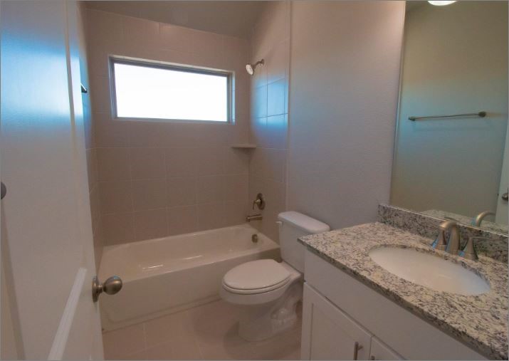 535 Hilllcrest Circle Justin TX 76247