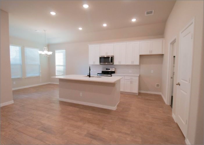 535 Hilllcrest Circle Justin TX 76247
