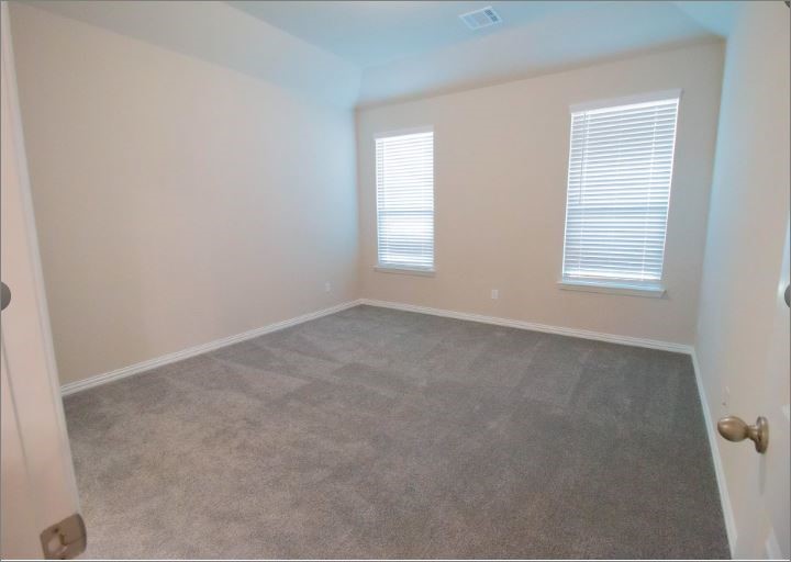 535 Hilllcrest Circle Justin TX 76247