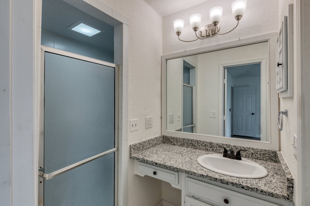 1700 Willow Vale Drive Fort Worth TX 76134