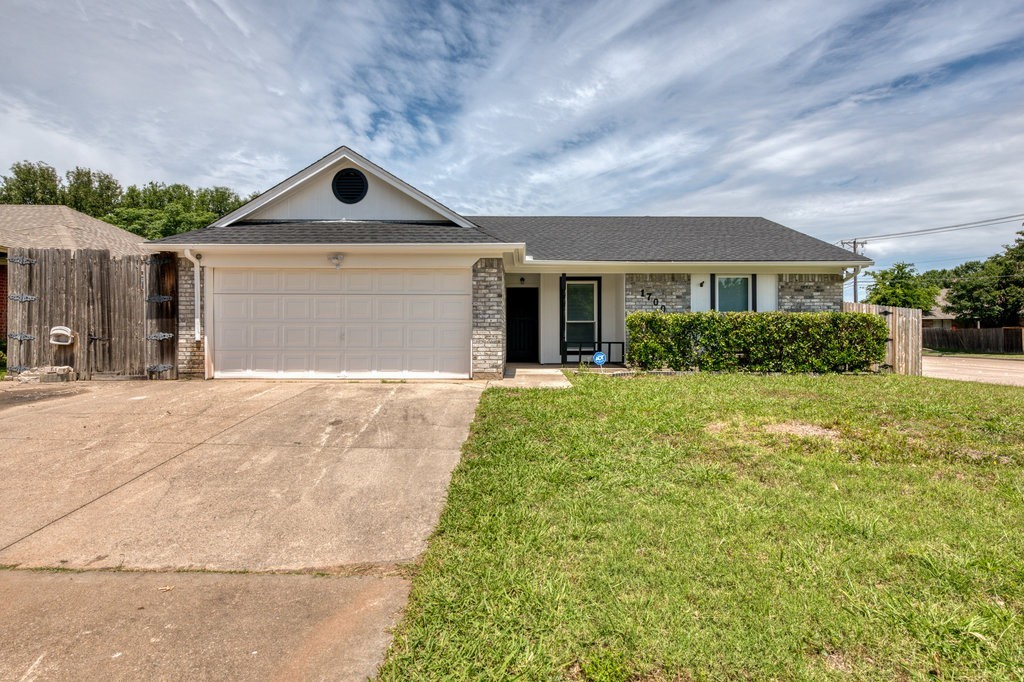 1700 Willow Vale Drive Fort Worth TX 76134