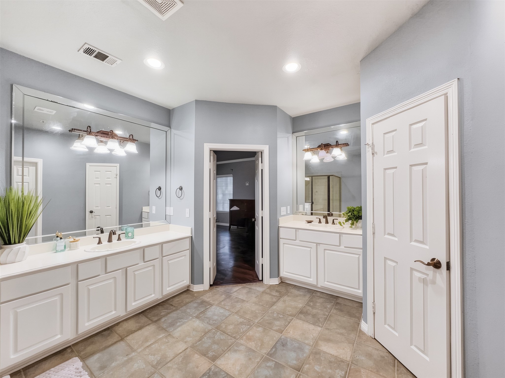 1004 Colonial Drive Coppell TX 75019