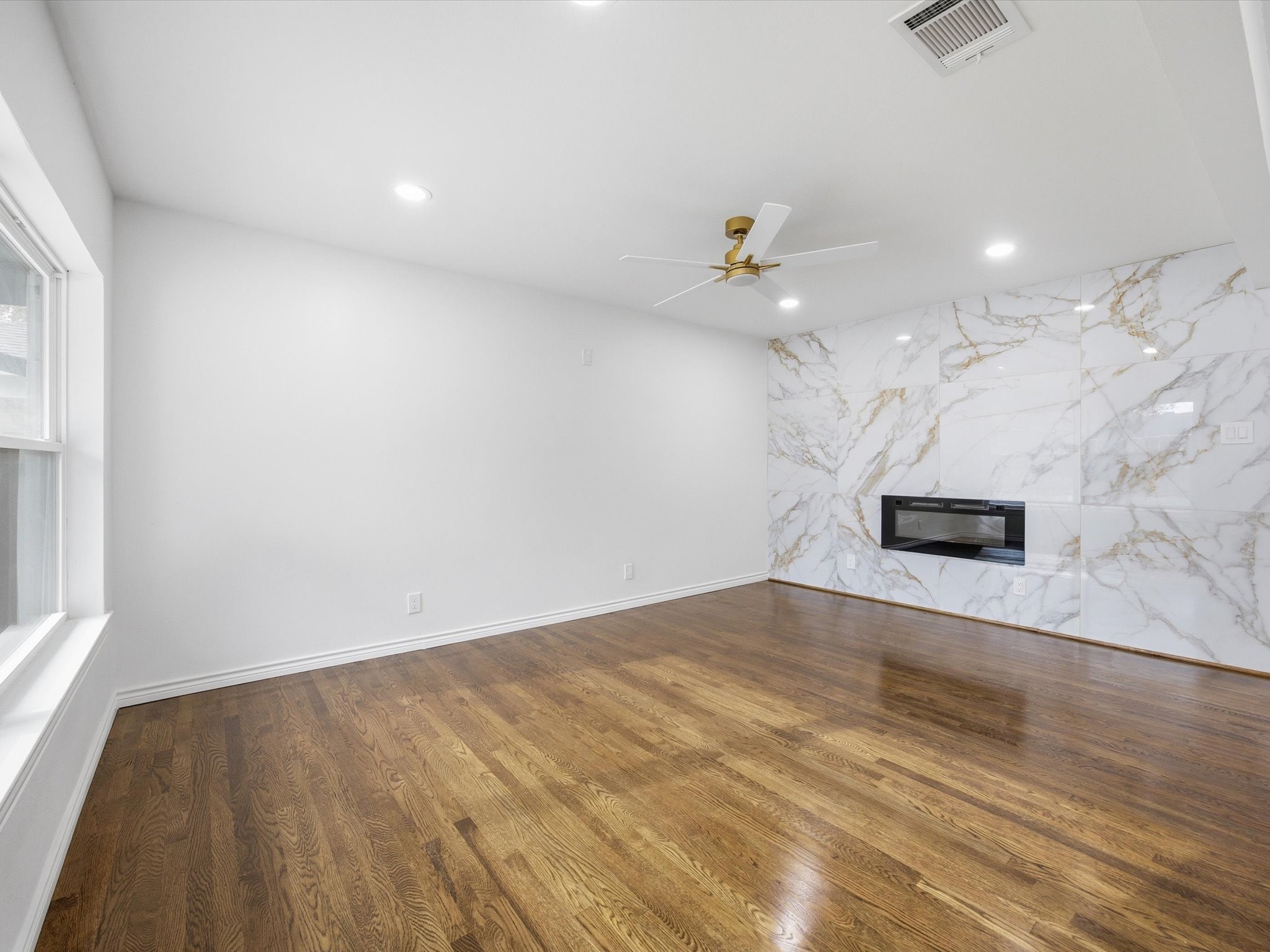 10209 Casa View Drive Dallas TX 75228