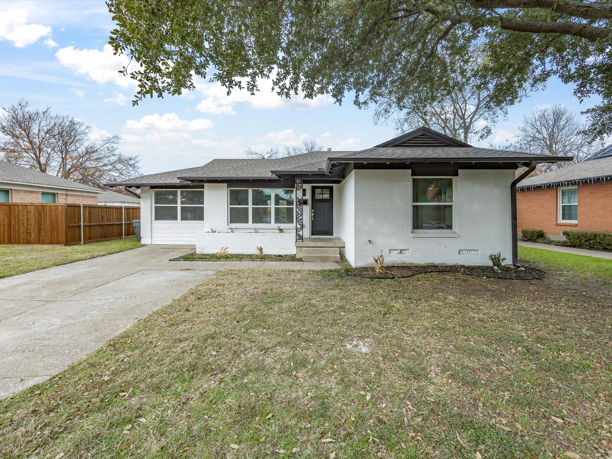 10209 Casa View Drive Dallas TX 75228