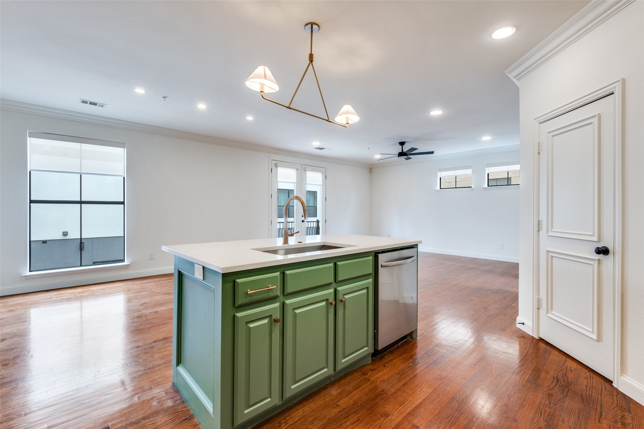 5804 Hudson Street Dallas TX 75206