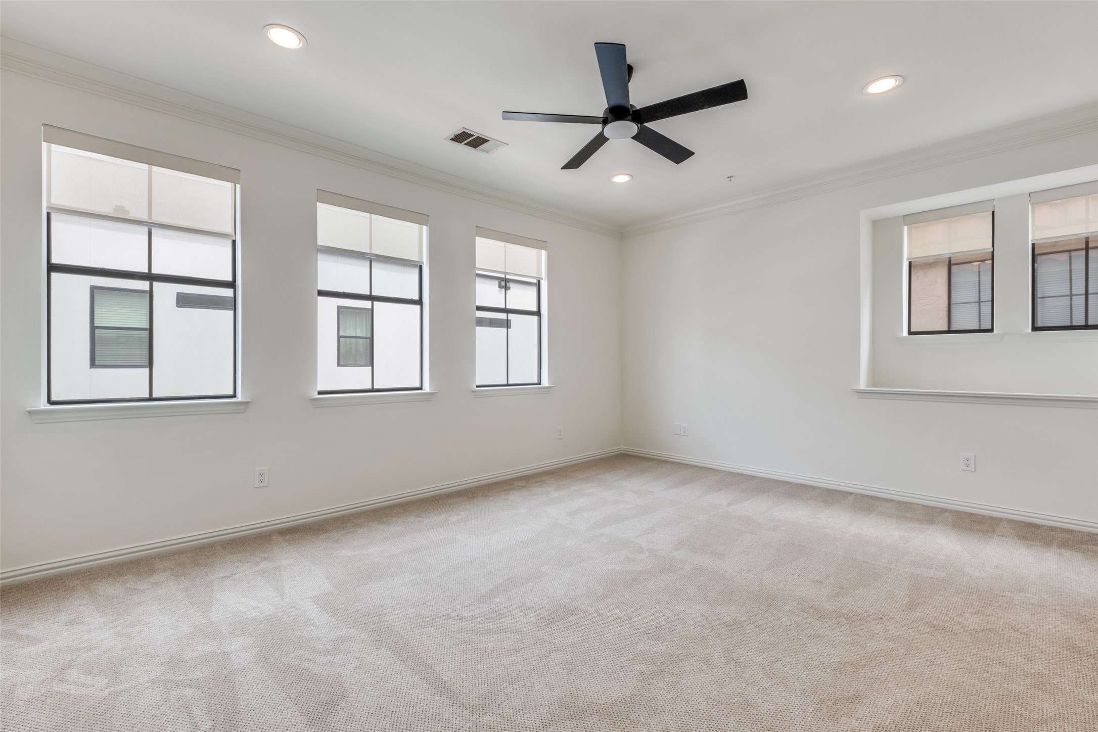 5804 Hudson Street Dallas TX 75206