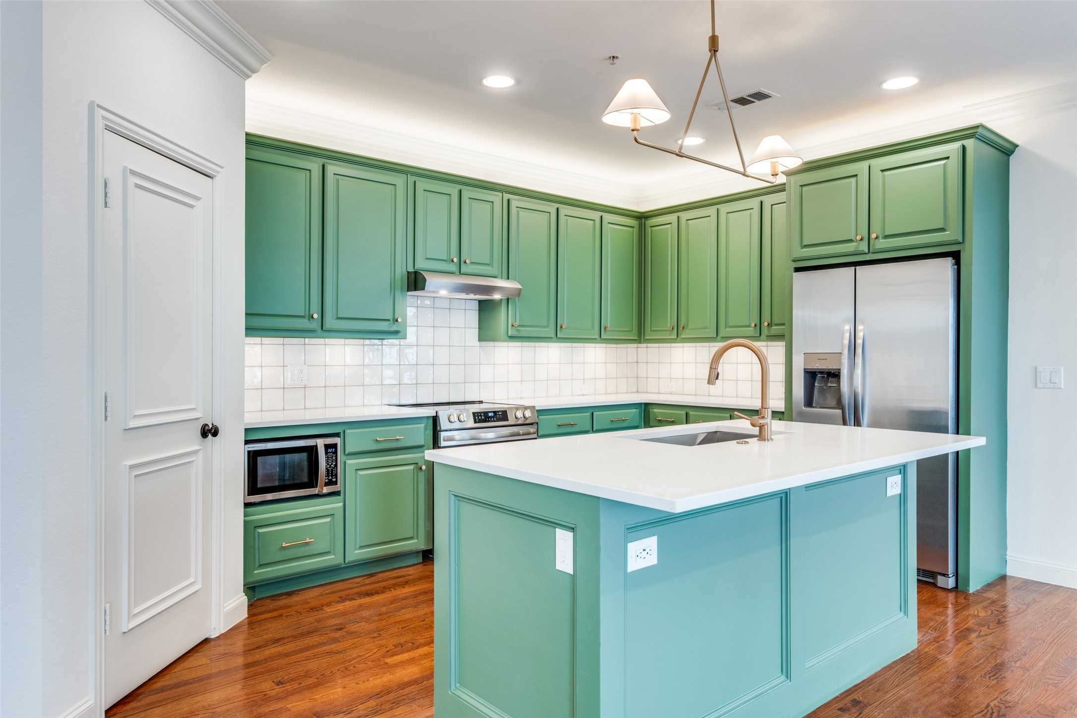 5804 Hudson Street Dallas TX 75206