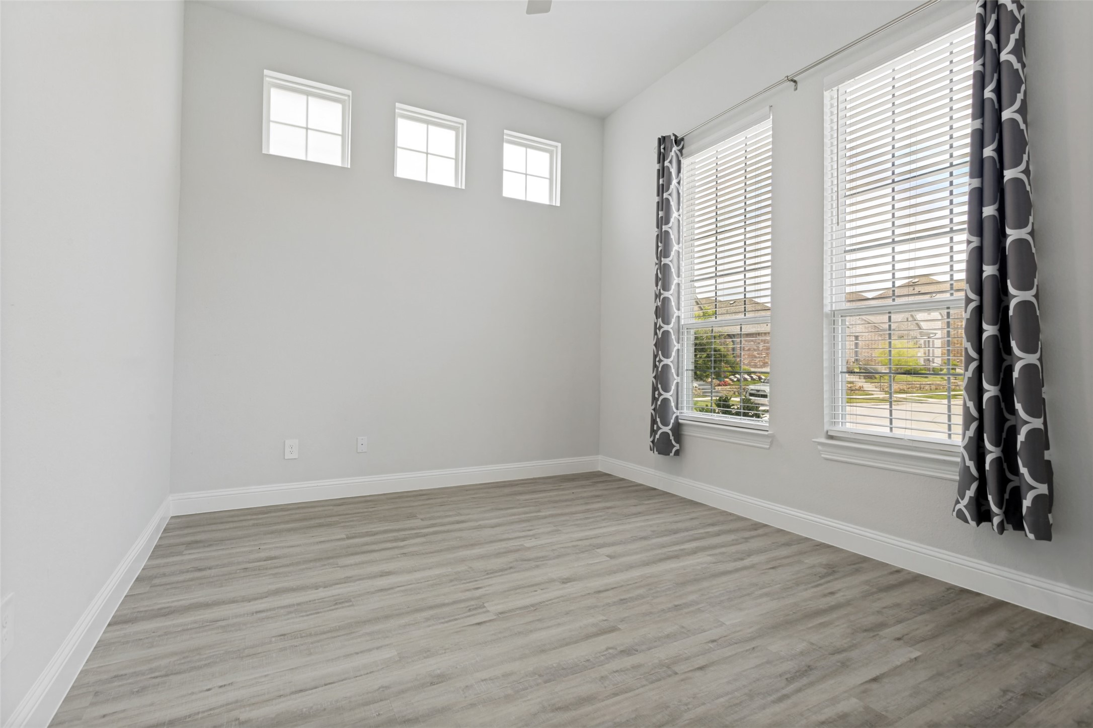 2726 Geranium Lane Garland TX 75042