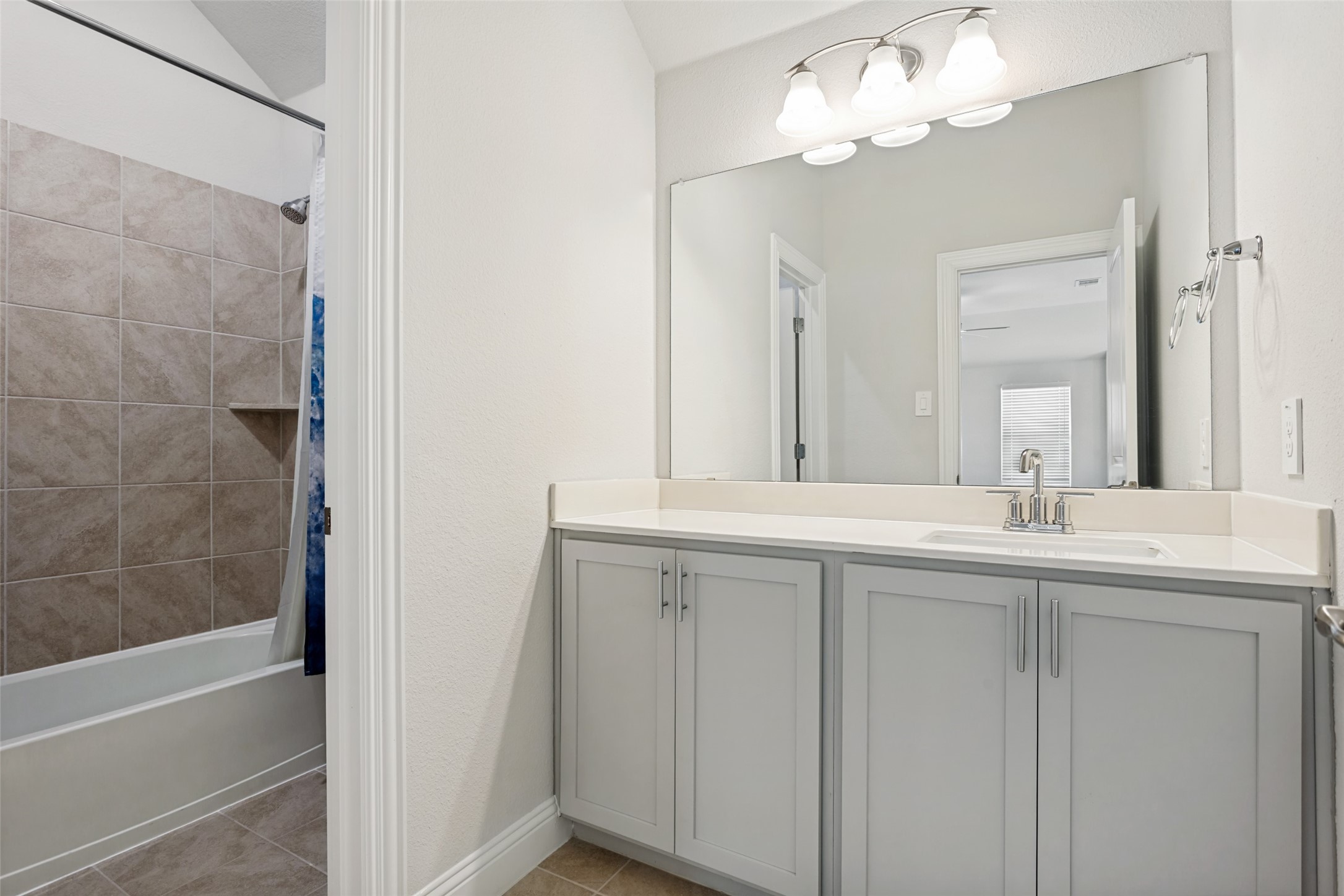 2726 Geranium Lane Garland TX 75042