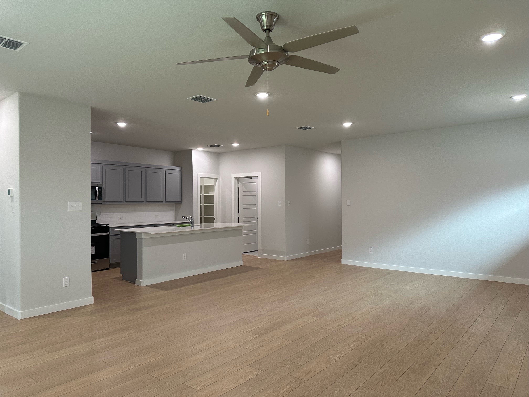 1606 Dove Princeton TX 75407