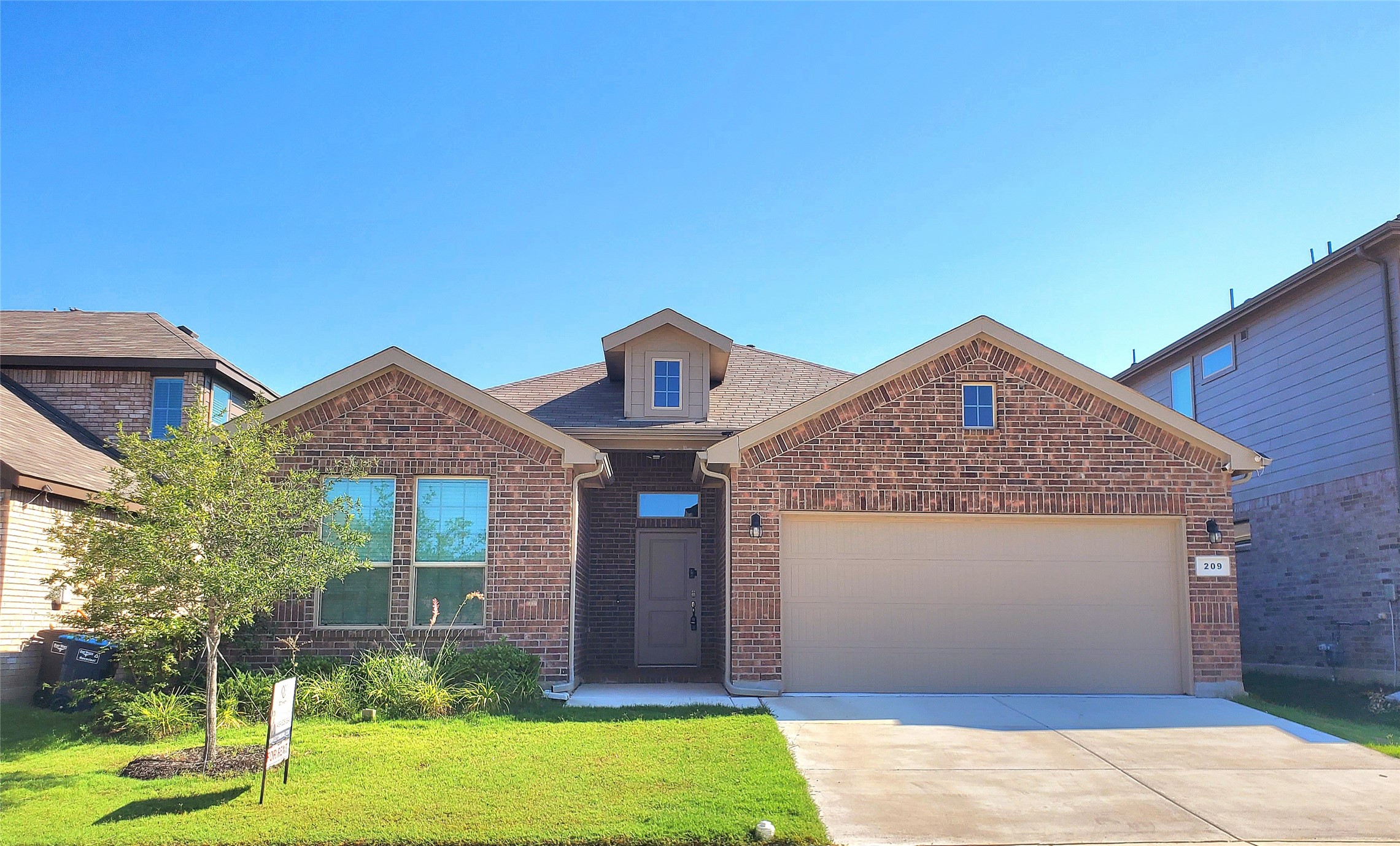 209 Frenchpark Drive Fort Worth TX 76052