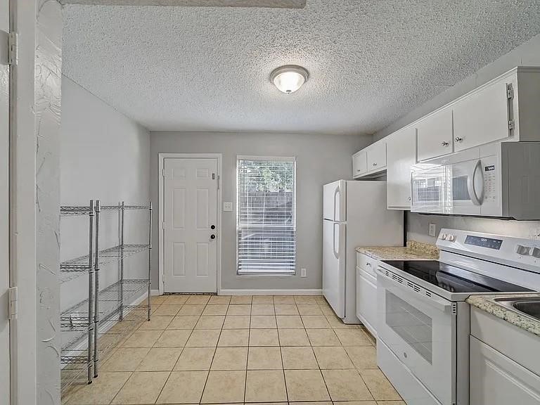 1901 Kingswood Court Denton TX 76205