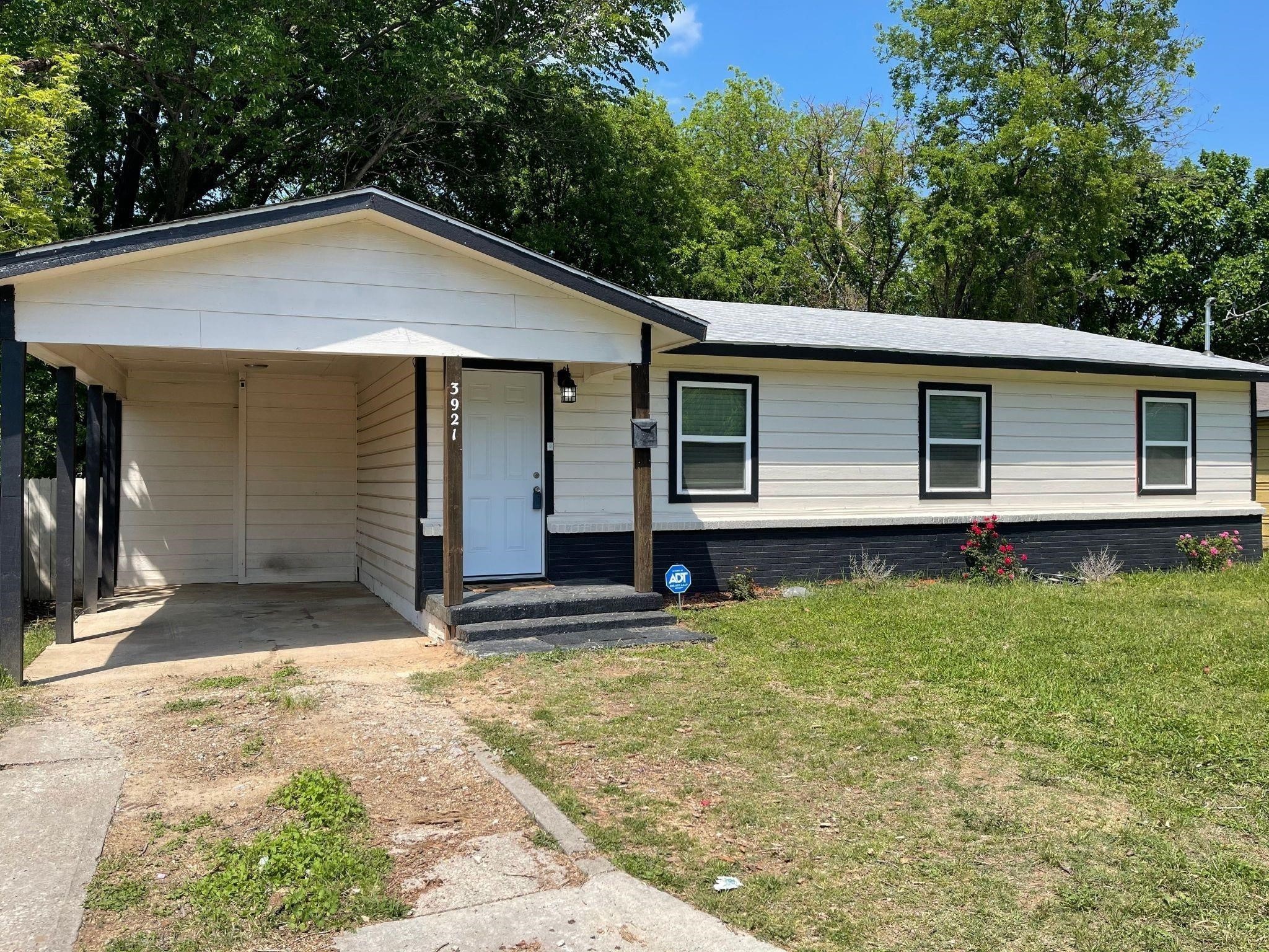 3921 Avenue H Fort Worth TX 76105