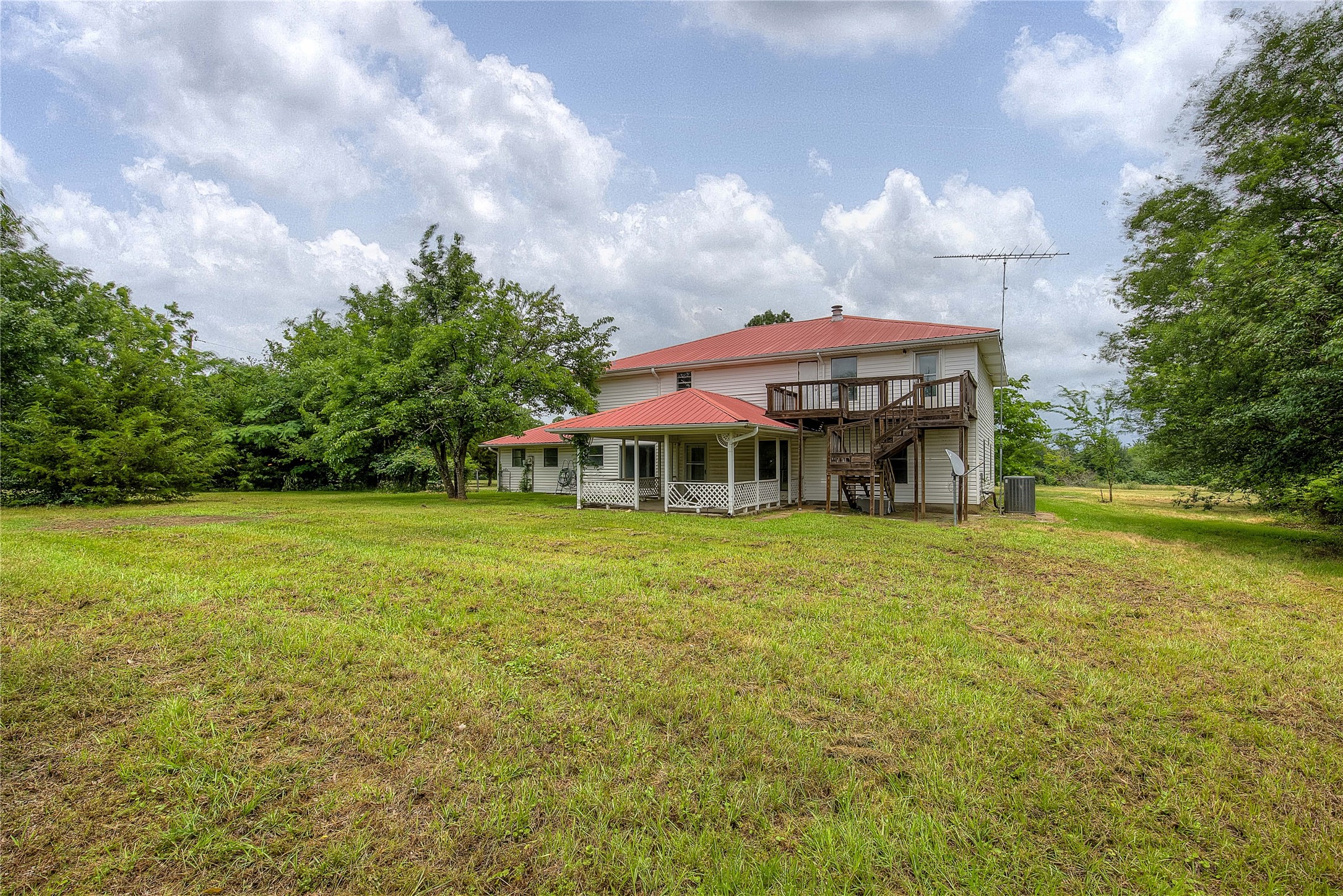 11959 State Highway 11 W Cumby TX 75433