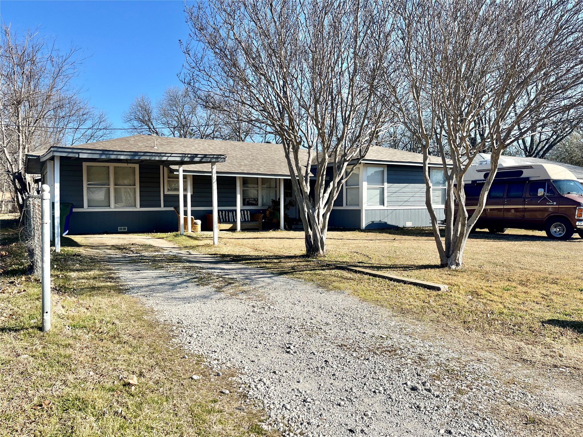 715 North Avenue Whitesboro TX 76273