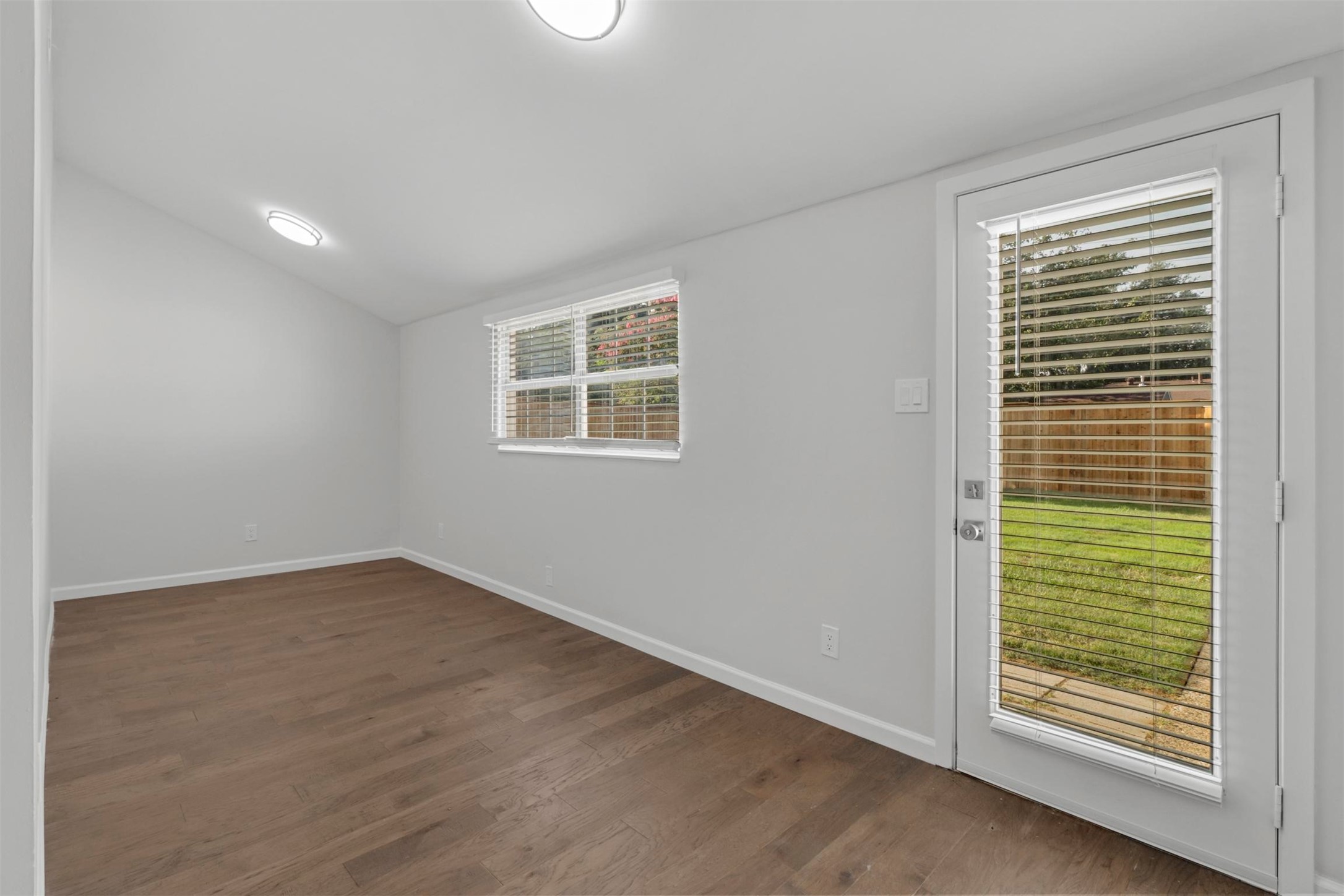 3212 Altman Drive Dallas TX 75229