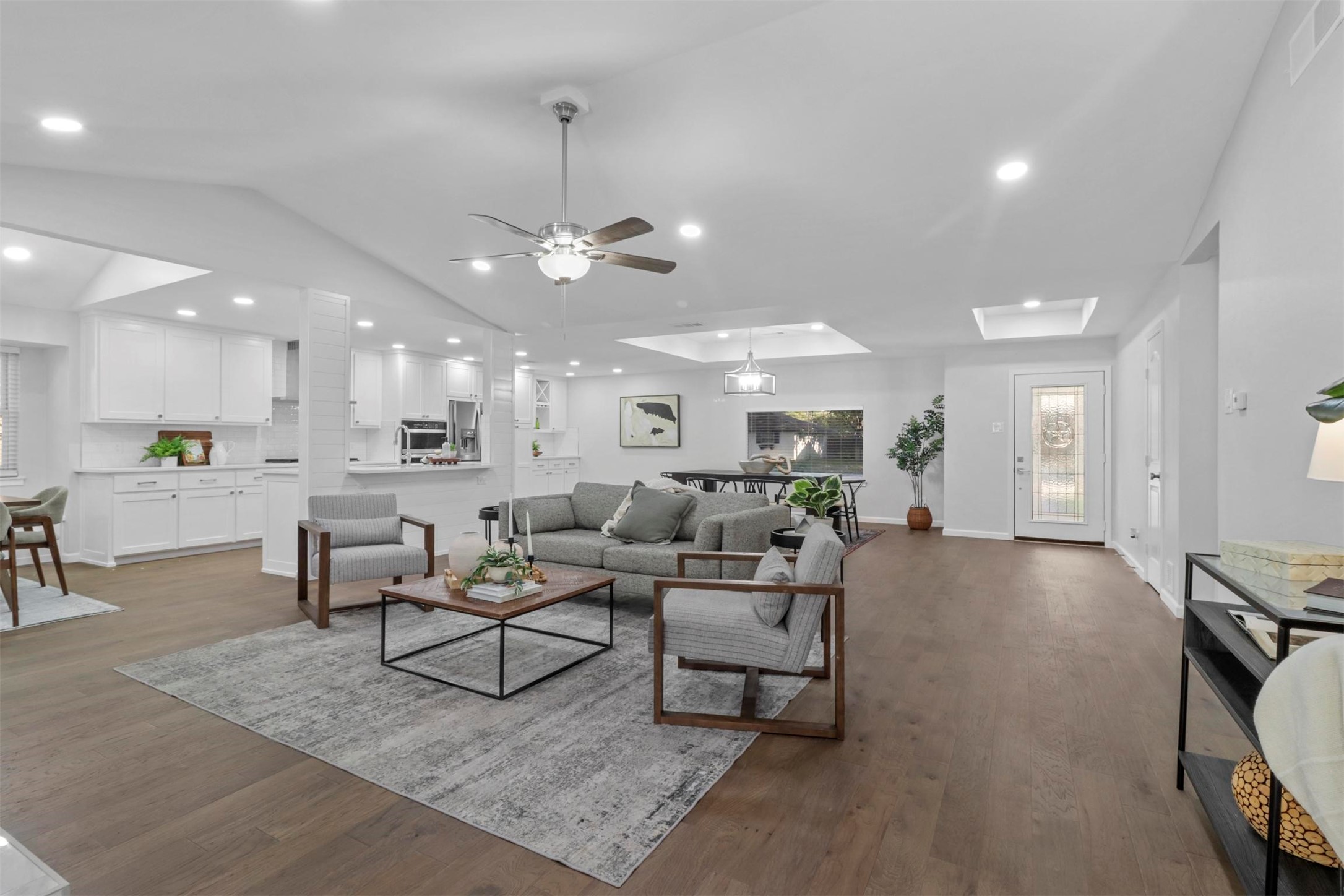 3212 Altman Drive Dallas TX 75229