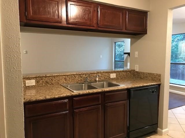 6311 Twinhill Drive Arlington TX 76016