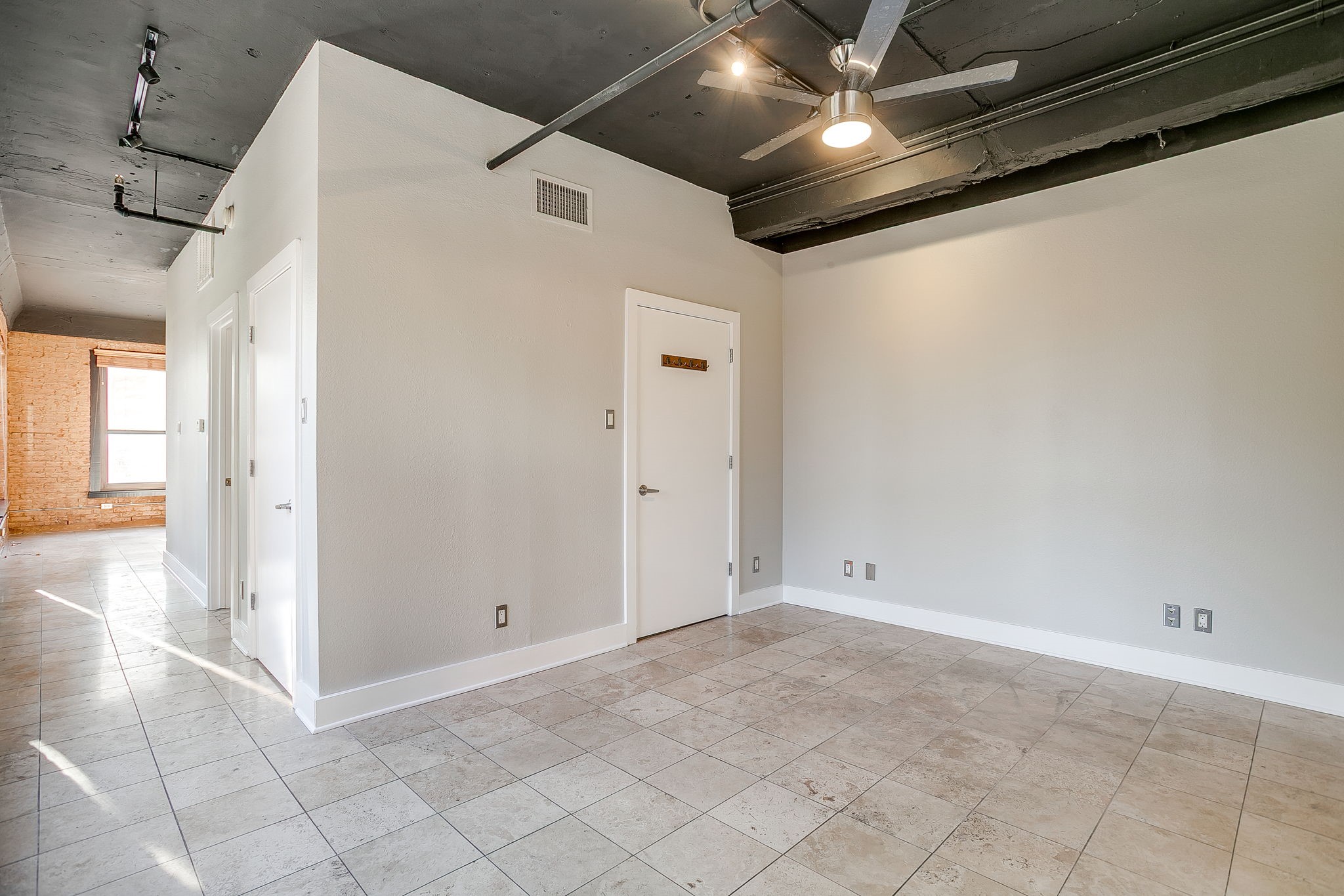 910 Houston Street Fort Worth TX 76102