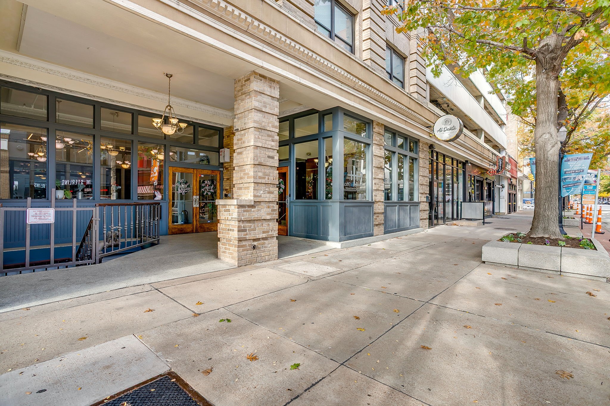 910 Houston Street Fort Worth TX 76102