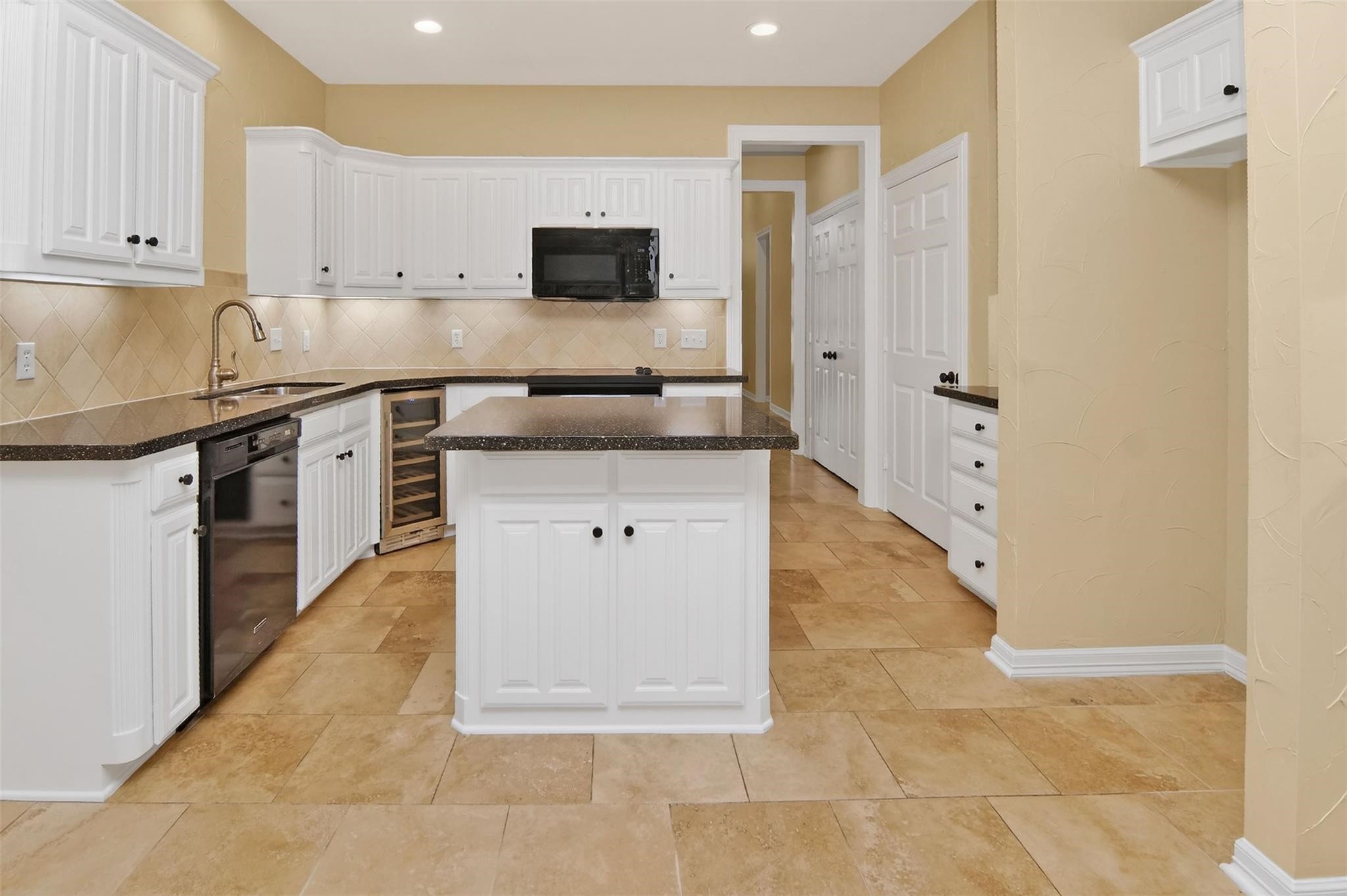 2122 Clear Lake Road Weatherford TX 76087