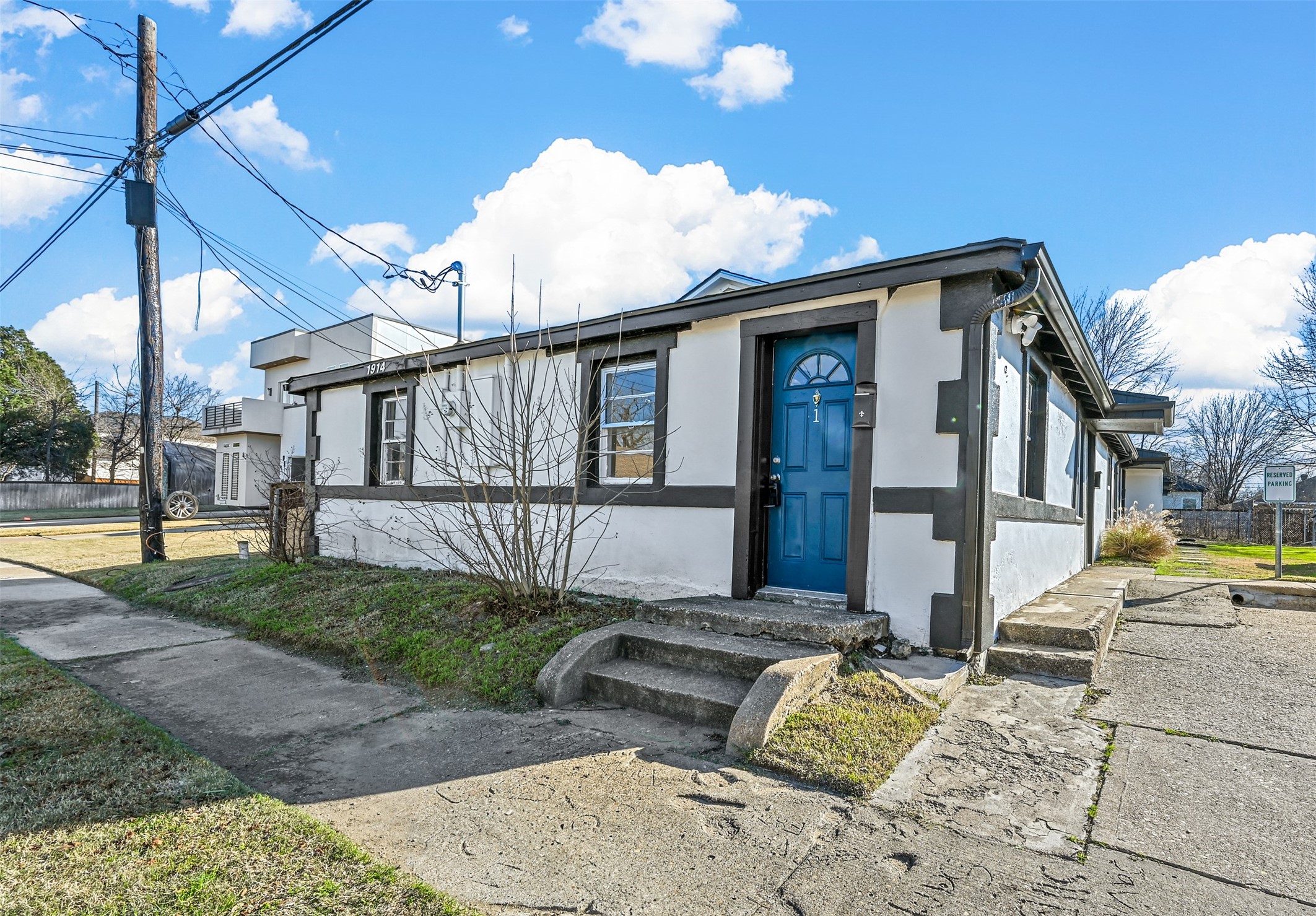 1914 Mcbroom Street Dallas TX 75212