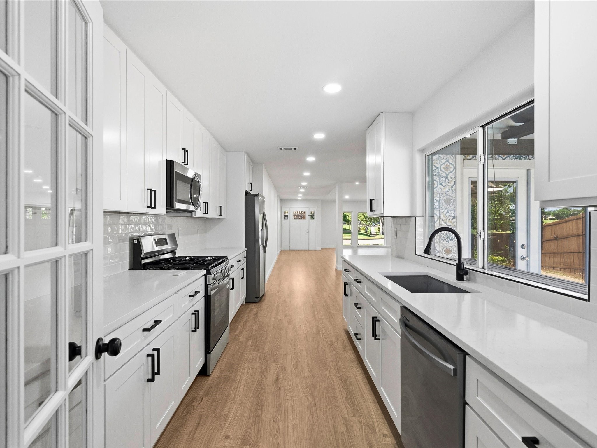 1952 Rambling Ridge Lane Carrollton TX 75007
